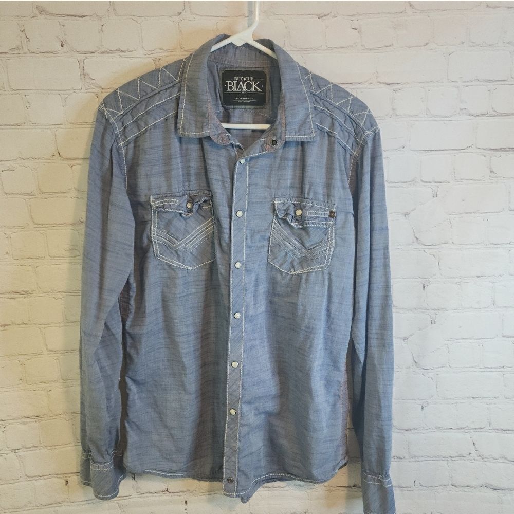 Men's Buckle Black "Tailored Fit" longsleeve pearl snapped shirt, size Large